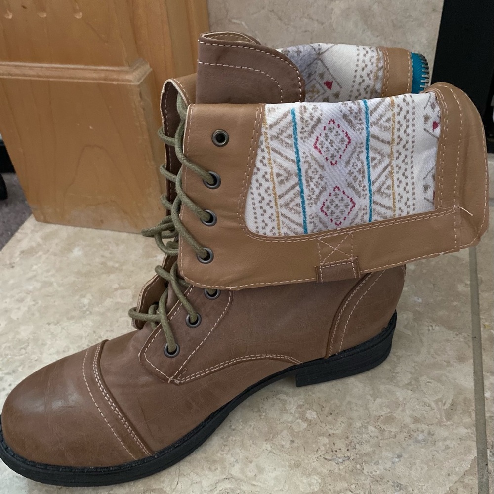 Madden Girl Zorrba Boots